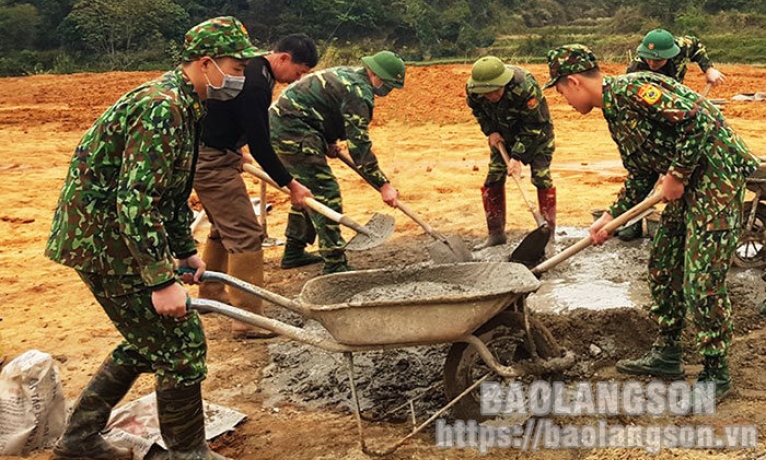 Đồn Biên phòng Thanh Lòa thực hiện tốt công tác dân vận