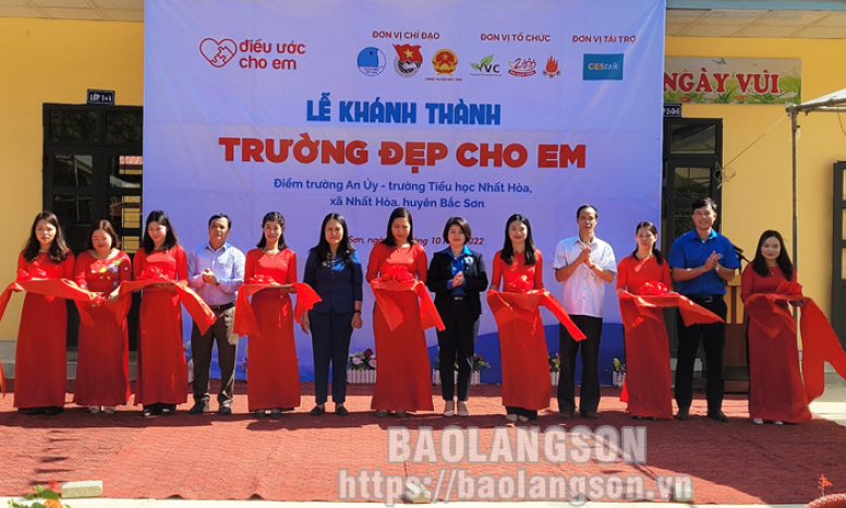 Bắc Sơn: Bàn giao “Trường đẹp cho em” tại điểm trường An Uý, Trường tiểu học Nhất Hòa, xã Nhất Hòa