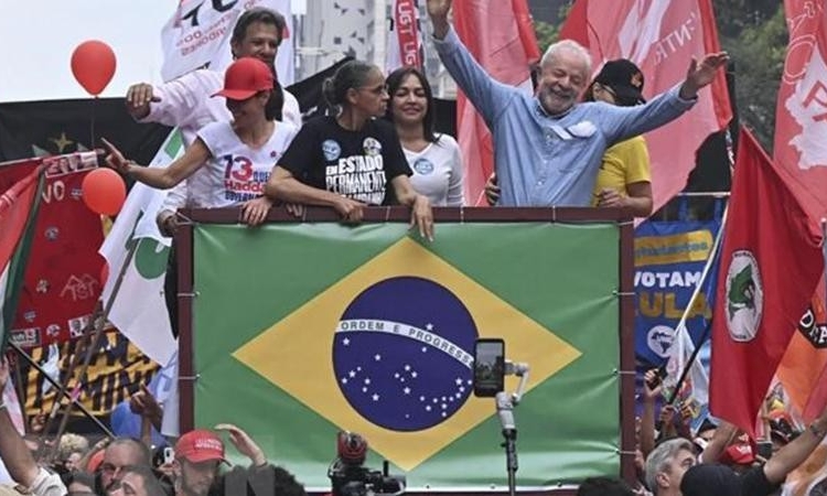 Bầu cử Brazil: Ứng cử viên cánh tả Lula da Silva giành chiến thắng