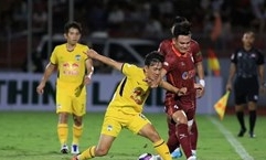 V.League 2022: Hoàng Anh Gia Lai hòa may mắn trước Topalend Bình Định