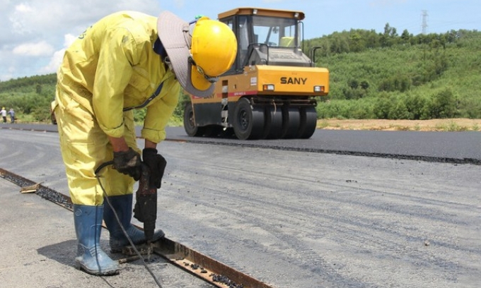 Nỗ lực vượt khó, tăng tốc đưa 4 dự án thành phần cao tốc Bắc-Nam 'cán đích'