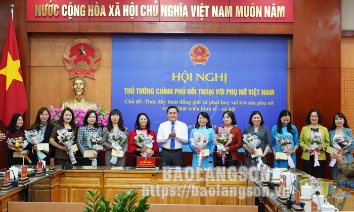 Hội nghị đối thoại giữa Thủ tướng Chính phủ với phụ nữ Việt Nam