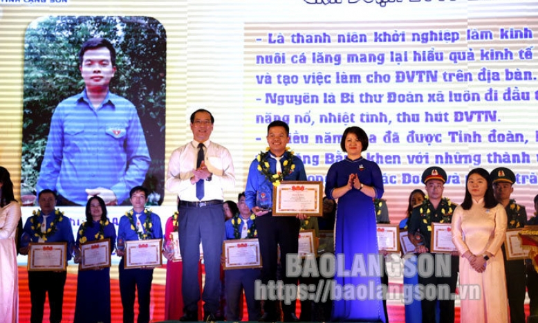 Tuyên dương 33 thanh niên tiên tiến làm theo lời Bác