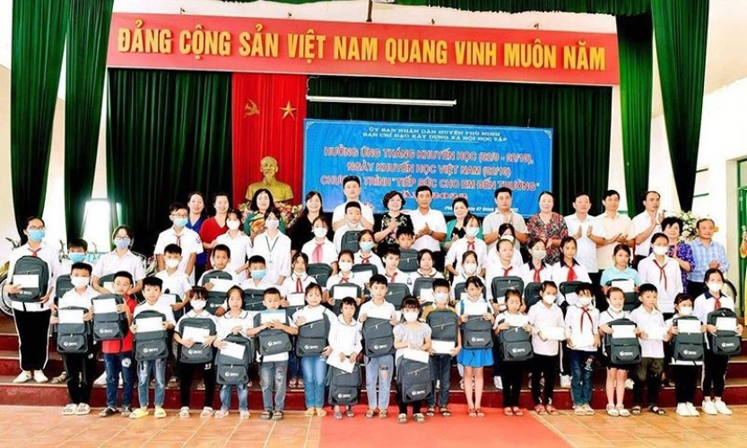 Phát huy tinh thần hiếu học