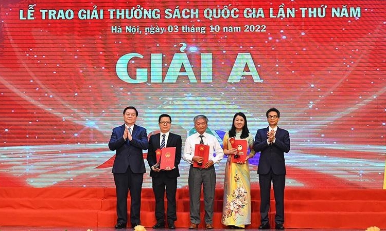 “Hoàng Việt nhất thống dư địa chí” giành giải A duy nhất Sách quốc gia