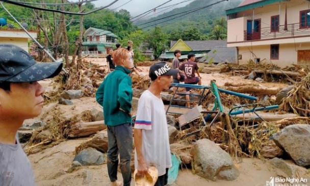 Nghệ An kêu gọi chung tay ủng hộ nhân dân khắc phục hậu quả mưa lũ