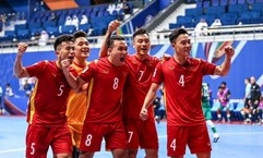 Tuyển futsal Việt Nam đánh bại Saudi Arabia, rộng cửa lọt vào tứ kết