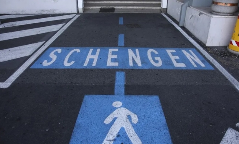 Cánh cửa “Schengen” hé mở