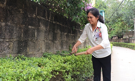 Chi hội trưởng phụ nữ gương mẫu làm theo lời Bác