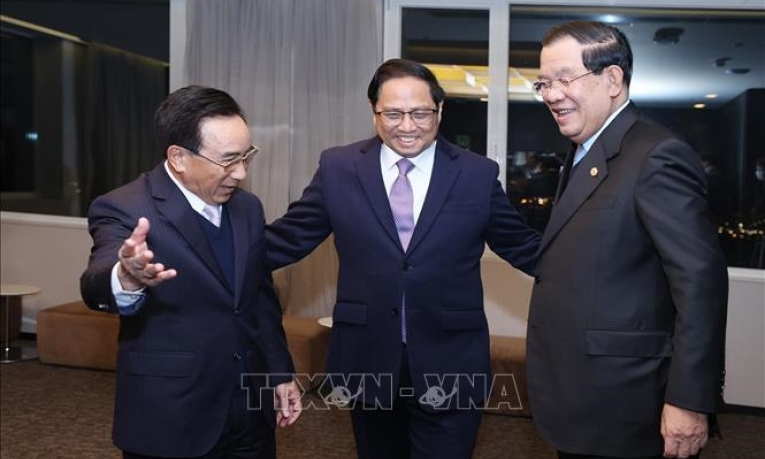 Thủ tướng Chính phủ Phạm Minh Chính làm việc cùng Thủ tướng Lào và Thủ tướng Campuchia