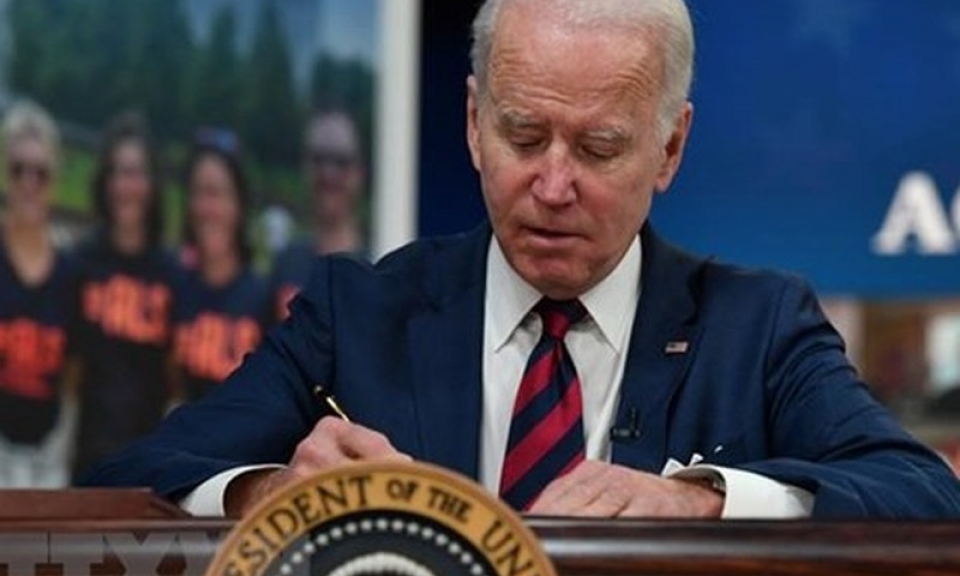 Tổng thống Mỹ Joe Biden ký phê chuẩn dự luật chi tiêu chính phủ