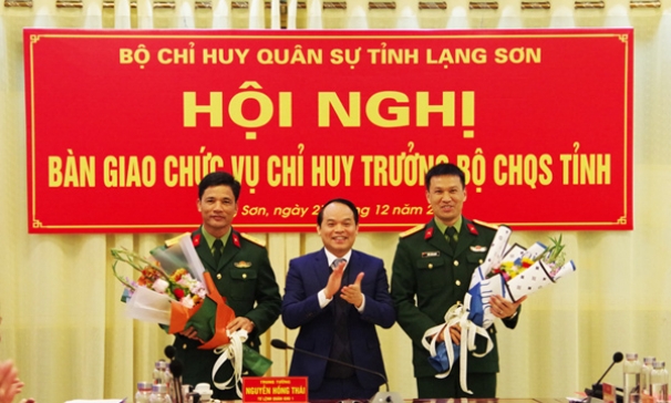 Bộ CHQS tỉnh bàn giao chức vụ Chỉ huy trưởng bộ CHQS tỉnh