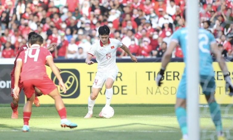 Đội tuyển Việt Nam hòa Indonesia 0-0 trên sân khách