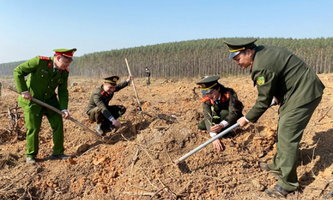 Công an tỉnh phát động “Tết trồng cây đời đời nhớ ơn Bác Hồ” xuân Quý Mão 2023