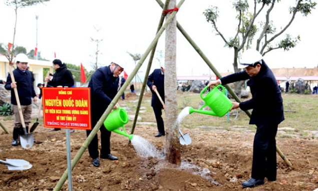 Lãnh đạo tỉnh dự lễ phát động “Tết trồng cây đời đời nhớ ơn Bác Hồ” Xuân Quý Mão năm 2023