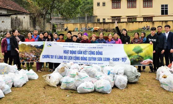 Triển khai hoạt động "Vì một xã Bắc Quỳnh không rác thải trước thềm năm mới 2023"