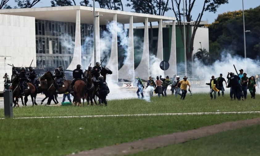 Tổng thống Brazil tuyên bố can thiệp an ninh tại Brasilia