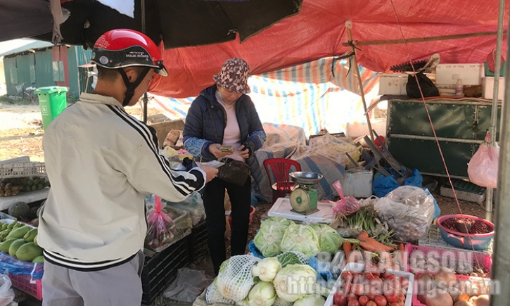 Đưa chợ Trung tâm thị trấn Văn Quan vào sử dụng: Lợi cho người dân, thuận cho chính quyền