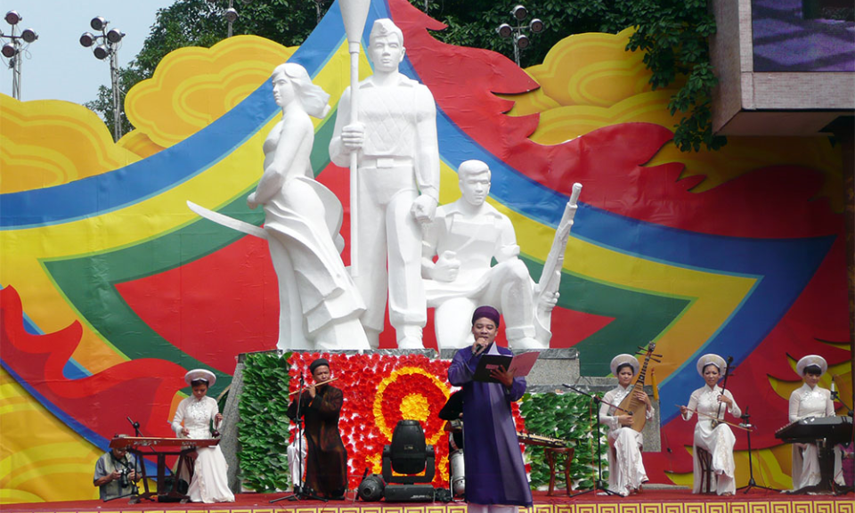 Đề cương về văn hóa Việt Nam" (1943-2023):Từ ba nguyên tắc đến tính dân tộc, tính hiện đại trong văn học