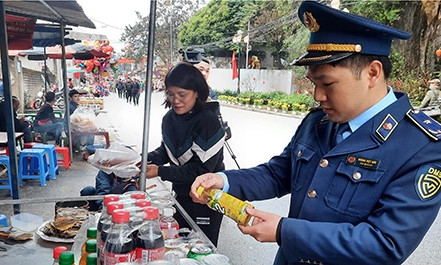 Đảm bảo an toàn thực phẩm mùa lễ hội