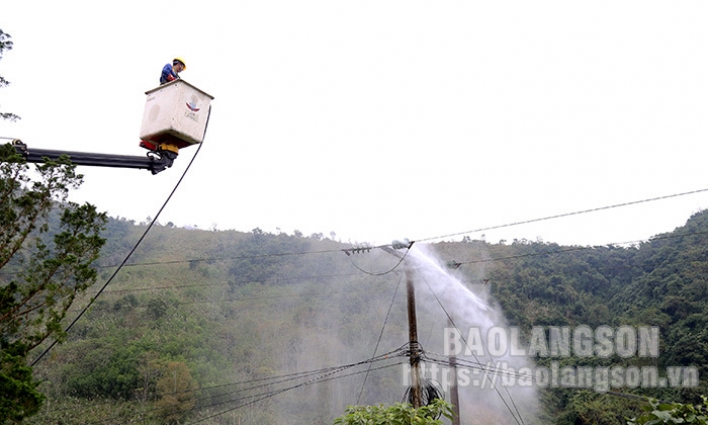 Công ty Điện lực Lạng Sơn: Đẩy mạnh hiện đại hóa quản lý, vận hành hệ thống lưới điện