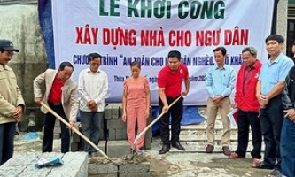 Những ngôi nhà an toàn cho ngư dân nghèo