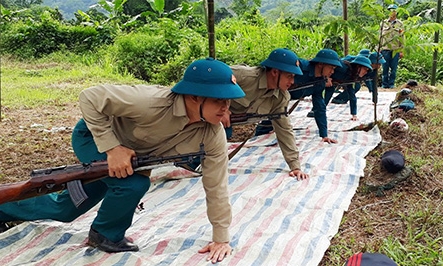 Bắc Sơn xây dựng, huấn luyện lực lượng vũ trang vững mạnh