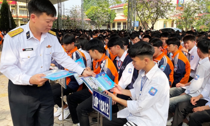 Trên 2.700 học sinh được tuyên truyền về biển, đảo