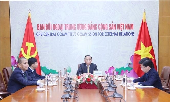 Trưởng Ban Đối ngoại Trung ương điện đàm trực tuyến với Trưởng Ban Đối ngoại Trung ương Đảng Cộng sản