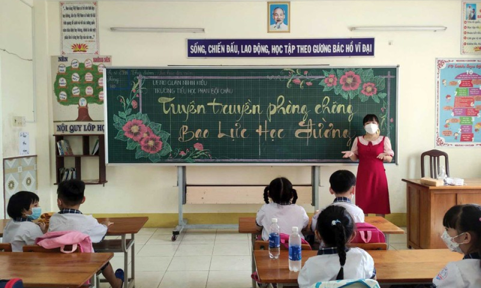 Chung tay ngăn chặn bạo lực học đường