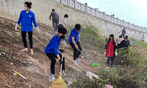 Giáo dục học sinh, sinh viên ý thức bảo vệ môi trường “nói không với rác thải nhựa”