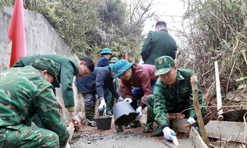 Trên 3,8 tỷ đồng ủng hộ xây dựng đường kiểm tra cột mốc, bảo vệ biên giới (đợt 2)