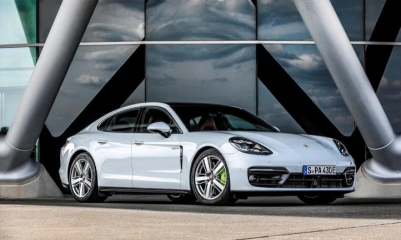 Porsche triệu hồi hàng trăm xe Panamera tại Việt Nam vì lỗi hệ thống sưởi