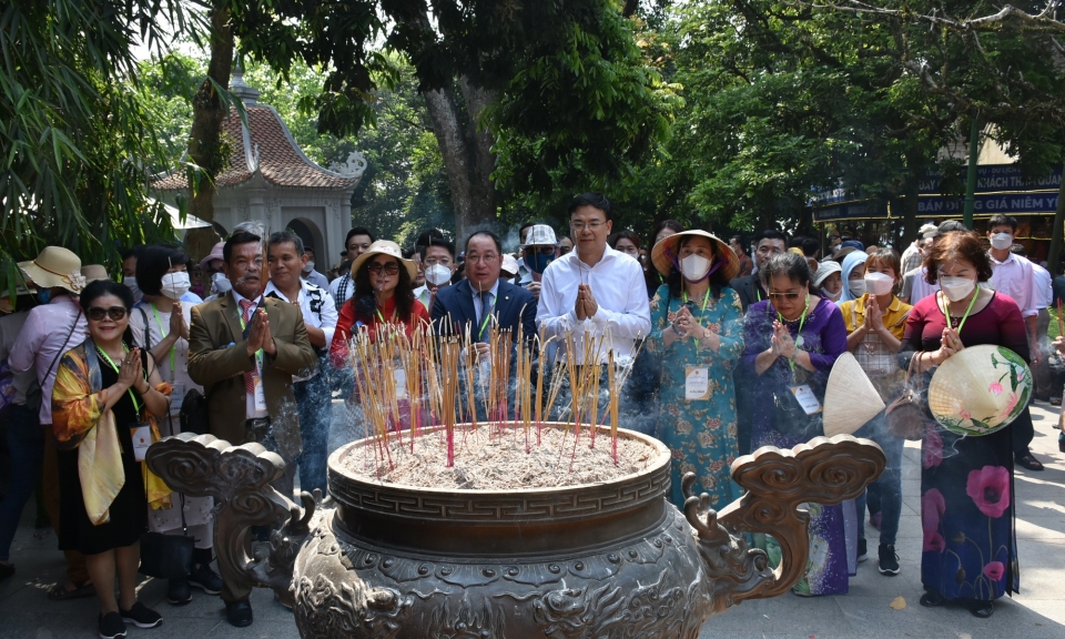 Sức mạnh cội nguồn quy tụ đồng bào khắp năm châu