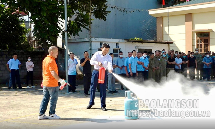 Lực lượng dân phòng: Xung kích chống “giặc lửa” ở cơ sở