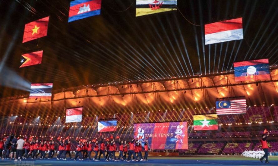 Lễ bế mạc SEA Games 32: Lời tạm biệt nồng ấm của chủ nhà