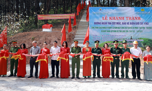 Khánh thành công trình đường kiểm tra cột mốc tại xã Thanh Loà, huyện Cao Lộc