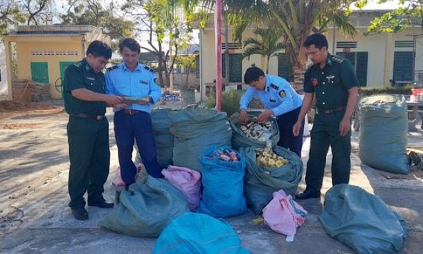 Tìm giải pháp căn cơ để ngăn chặn, đẩy lùi nạn buôn lậu thuốc lá