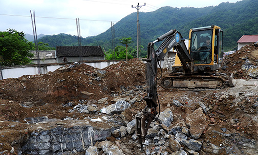 Văn Lãng: “Nước rút” thi công các trạm y tế xã