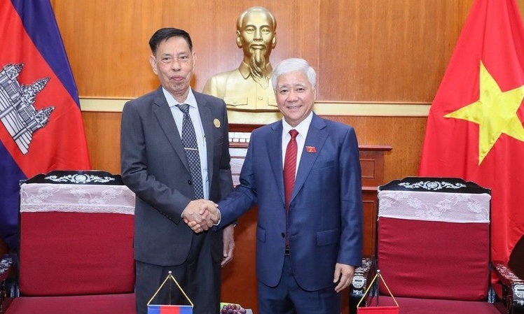 Tăng cường phối hợp giữa Ủy ban Trung ương Mặt trận Tổ quốc Việt Nam và Hội đồng Quốc gia Mặt trận Đoàn