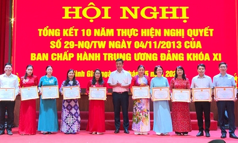 Bình Gia: Tổng kết 10 năm thực hiện Nghị quyết số 29-NQ/TW