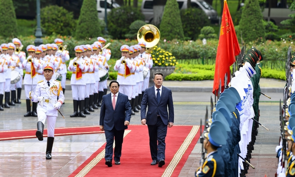 Thủ tướng Phạm Minh Chính chủ trì Lễ đón Thủ tướng Luxembourg Xavier Bettel