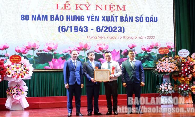 Báo Hưng Yên kỷ niệm 80 năm xuất bản số đầu tiên