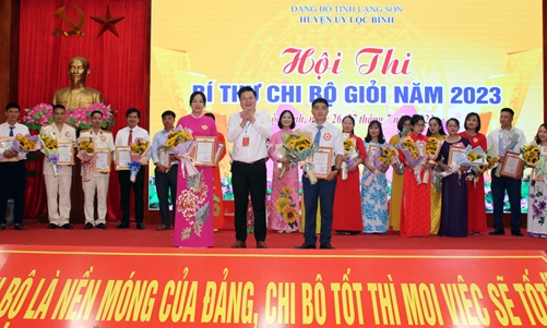 22 thí sinh tham gia Hội thi Bí thư chi bộ giỏi huyện Lộc Bình