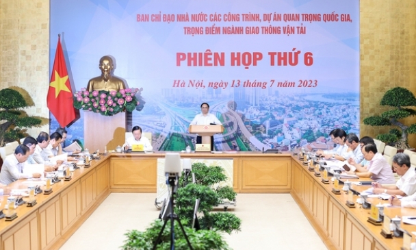 Thủ tướng chủ trì phiên họp Ban Chỉ đạo các công trình, dự án trọng điểm ngành GTVT