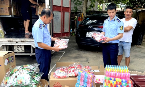 Chặn hàng lậu thẩm lậu vào thị trường: Quyết liệt trên khâu lưu thông