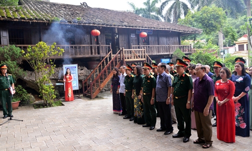 Cục Vận tải, Tổng cục Hậu cần dâng hương các anh hùng liệt sĩ tại Thành phố Lạng Sơn