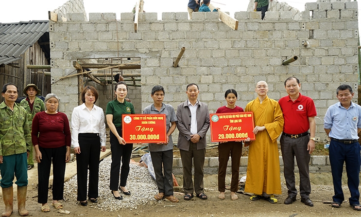 Công ty Cổ phần Hữu Nghị Xuân Cương: Đồng hành xây dựng nông thôn mới