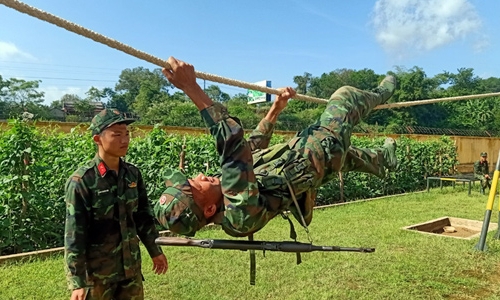 Lực lượng vũ trang tỉnh miệt mài luyện tập hướng đến hội thao