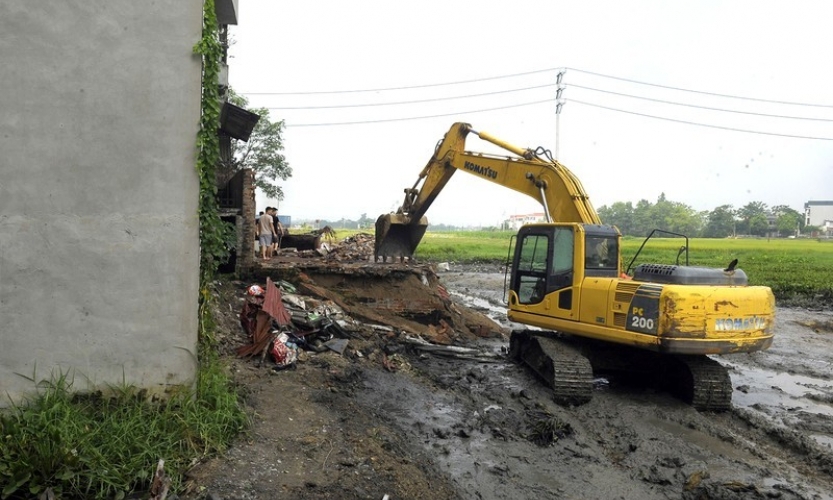 Thanh tra, kiểm tra, giải quyết khiếu nại liên quan đến đất đai